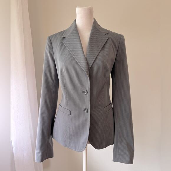 Vintage ‘07 The Limited Gray Pinstripe Single Breasted Blazer - Picture 1 of 7